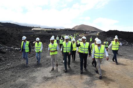 16/08/2022. Pedro S&#225;nchez visita la isla de La Palma. El presidente del Gobierno, Pedro S&#225;nchez, ha recorrido las obras de la nueva carreter...