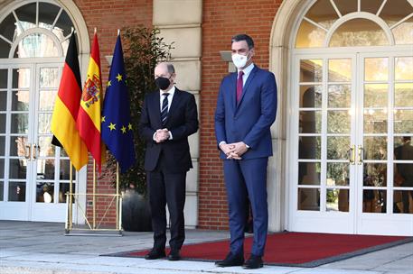 17/01/2022. Pedro Sánchez recibe al canciller alemán Olaf Scholz. El presidente del Gobierno, Pedro Sánchez, ha recibido en La Moncloa al ca...