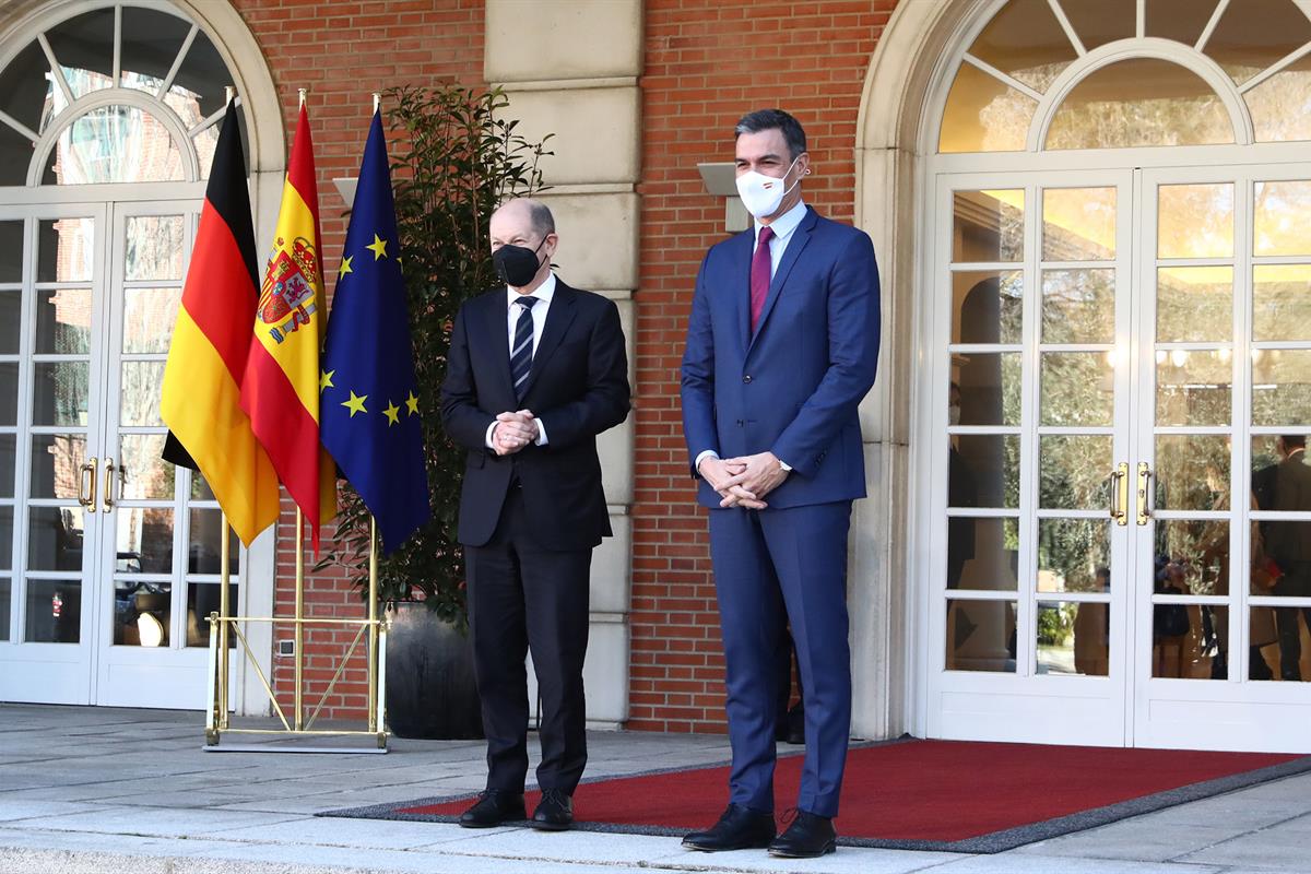 17/01/2022. Pedro Sánchez recibe al canciller alemán Olaf Scholz. El presidente del Gobierno, Pedro Sánchez, ha recibido en La Moncloa al ca...