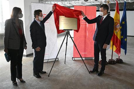 17/11/2022. Sánchez visita la futura sede del Instituto Cervantes en Seúl