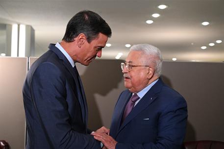 19/09/2022. Pedro Sánchez continúa su viaje a Nueva York con una reunión bilateral con el jefe de Estado de Palestina. Pedro Sánchez matiene...