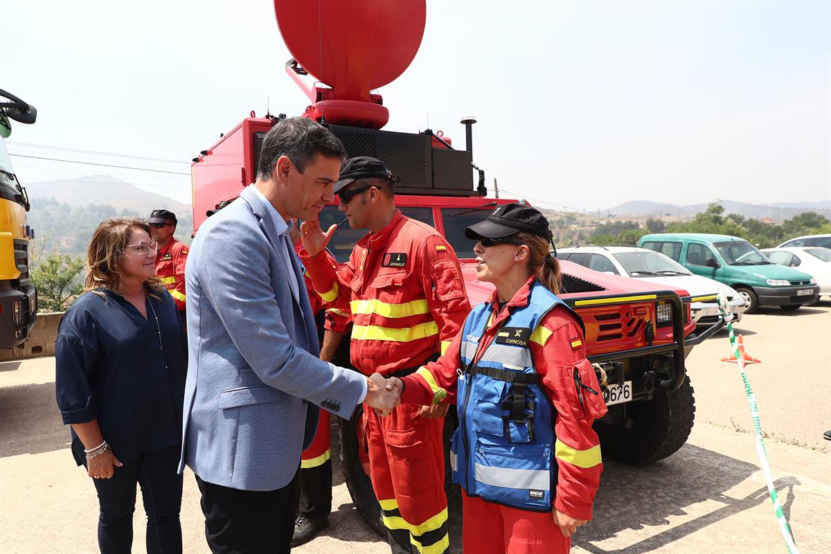 20/07/2022. Pedro Sánchez visita las zonas afectadas por los incendios en Aragón. El presidente del Gobierno,Pedro Sánchez, agradece su trab...