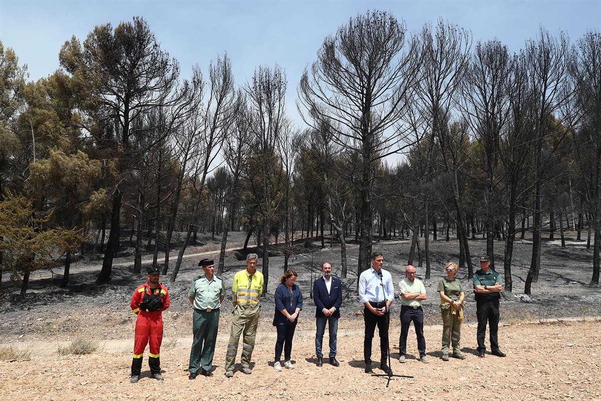 20/07/2022. Pedro Sánchez visita las zonas afectadas por los incendios en Aragón. El presidente del Gobierno, Pedro Sánchez, el presidente d...