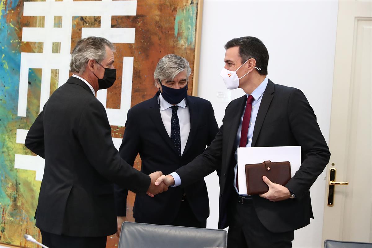 22/03/2022. Pedro Sánchez se reúne con los primeros ejecutivos de las grandes compañías eléctricas. El presidente del Gobierno, Pedro Sánche...