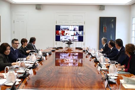 22/12/2022. Pedro Sánchez se reúne con el Patronato de la Fundación Centro para la Memoria de las Víctimas del Terrorismo. El presidente del...