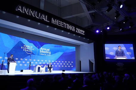 24/05/2022. Pedro Sánchez asiste a la Reunión Anual del Foro Económico Mundial. El presidente del Gobierno, Pedro Sánchez, interviene en la ...