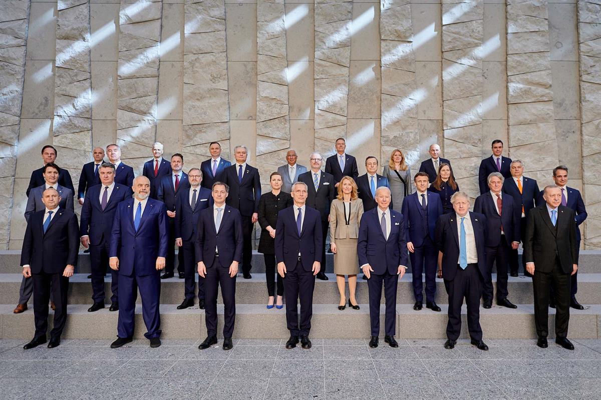 24/03/2022. Pedro Sánchez asiste a la reunión de jefes de Estado y de Gobierno de la OTAN. Foto de familia de los jefes de Estado y de Gobie...