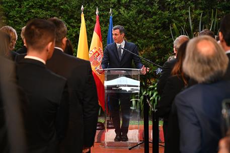 24/08/2022. Viaje oficial de Pedro S&#225;nchez por Am&#233;rica Latina: Colombia. Comparecencia del presidente del Gobierno en la Embajada.