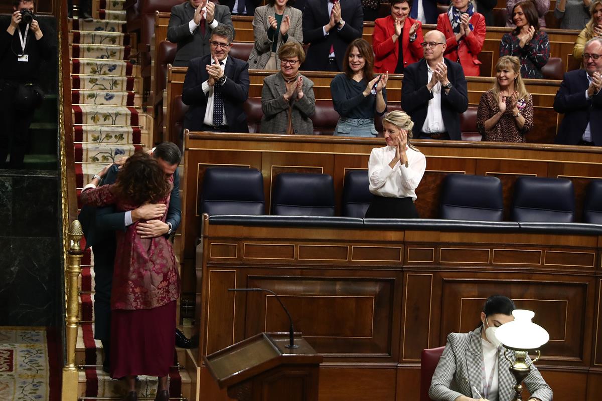 24/11/2022. Pedro Sánchez asiste al Pleno del Congreso que vota el Proyecto de PGE para 2023. El presidente del Gobierno, Pedro Sánchez, y l...