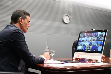 25/02/2022. Sánchez participa por videoconferencia en la reunión de la OTAN. El presidente del Gobierno, Pedro Sánchez, durante su participa...