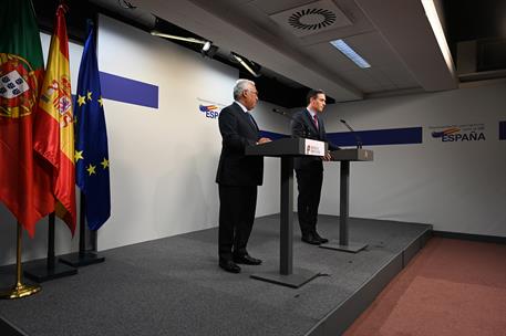 25/03/2022. Pedro Sánchez asiste a la reunión del Consejo Europeo. El presidente del Gobierno, Pedro Sánchez, y el primer ministro de Portug...