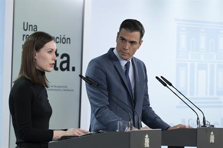 26/01/2022. Sánchez recibe a la primera ministra de Finlandia. El presidente del Gobierno, Pedro Sánchez, y la primera ministra de la Repúbl...