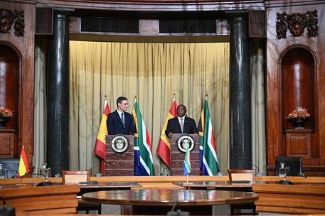 27/10/2022. Viaje del presidente del Gobierno a Sud&#225;frica. Declaraci&#243;n institucional del presidente del Gobierno, Pedro S&#225;nchez, y del presi...