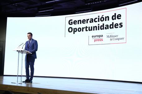 28/03/2022. Pedro Sánchez asiste al encuentro de 'Generación de Oportunidades'. El presidente del Gobierno, Pedro Sánchez, pronuncia una con...