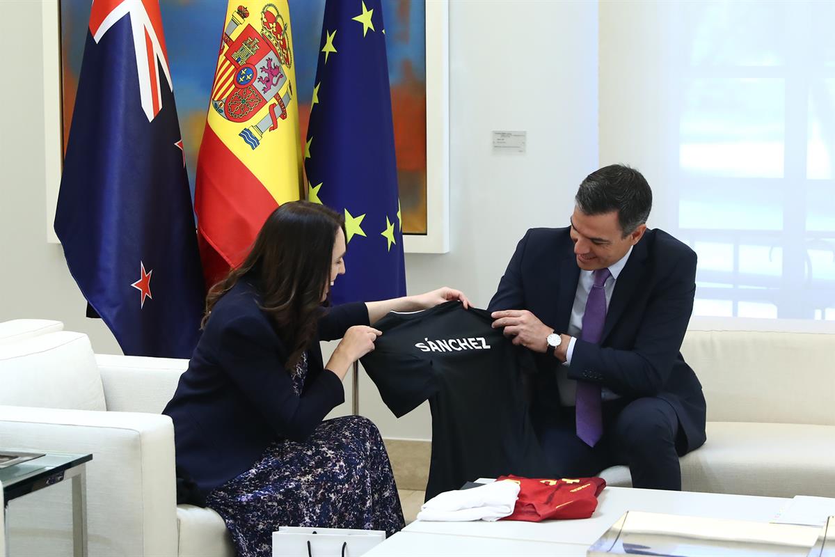 28/06/2022. Pedro Sánchez recibe a la primera ministra de Nueva Zelanda, Jacinda Ardern