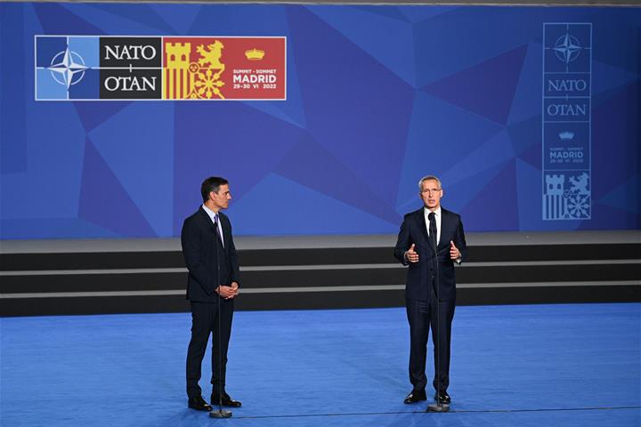 28/06/2022. Sánchez y Stoltenberg visitan las instalaciones de la Cumbre de la OTAN en Madrid. El secretario general de la OTAN, Jens Stolte...