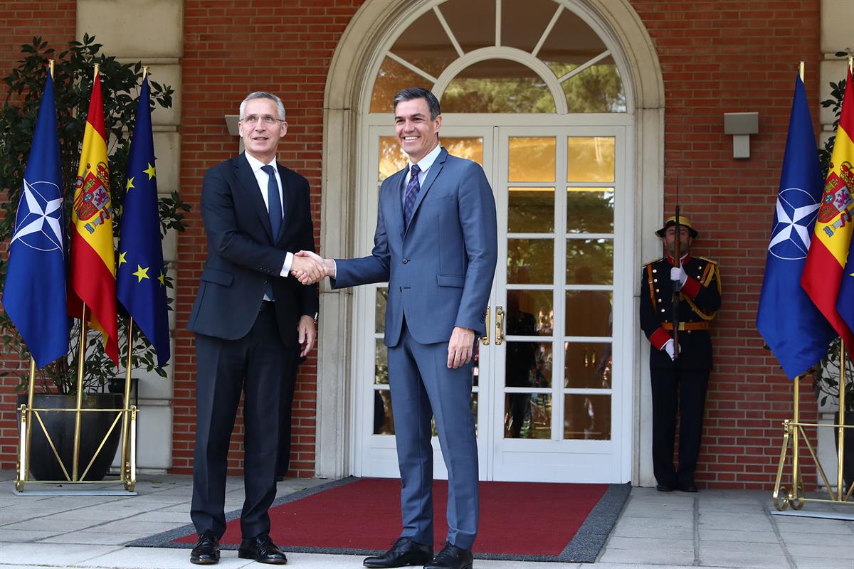 30/05/2022. Pedro Sánchez se reúne con el secretario general de la OTAN. El presidente del Gobierno, Pedro Sánchez, recibe al secretario gen...