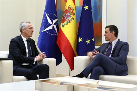 30/05/2022. Pedro Sánchez se reúne con el secretario general de la OTAN. El presidente del Gobierno, Pedro Sánchez, se reúne con el secretar...