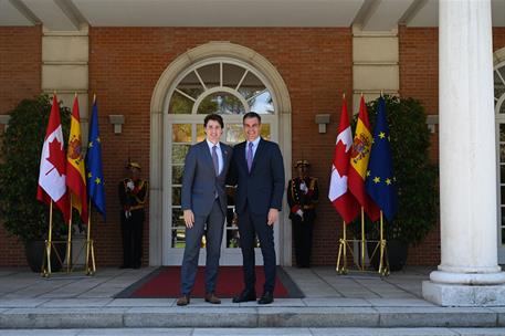 30/06/2022. Pedro Sánchez recibe al primer ministro de Canadá. El presidente del Gobierno, Pedro Sánchez, y el primer ministro de Canadá, Ju...