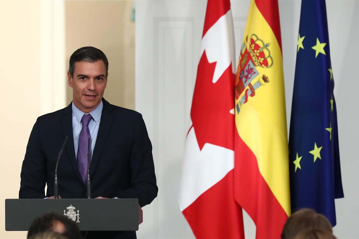 30/06/2022. Pedro Sánchez recibe al primer ministro de Canadá. El presidente del Gobierno, Pedro Sánchez, durante su intervención en la comp...