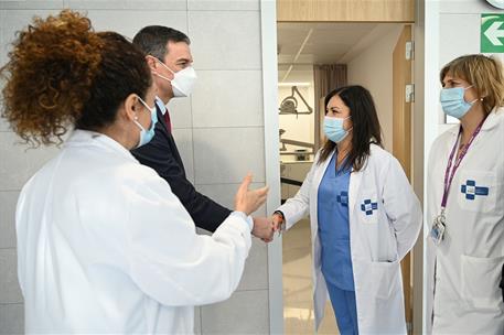 1/03/2023. Pedro S&#225;nchez inaugura el Centro de Salud Tarajal en Ceuta. El presidente del Gobierno, Pedro S&#225;nchez, a su llegada al Centro de ...