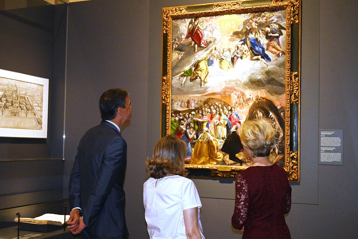 El presidente del Gobierno, Pedro Sánchez, y la presidenta de la Comisión Europea, Ursula von der Leyen, visitan las Galerías.