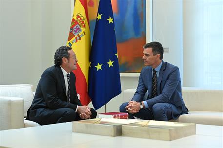 6/09/2023. Pedro Sánchez recibe la Memoria Anual de la Fiscalía. El presidente del Gobierno en funciones, Pedro Sánchez, conversa con el fis...