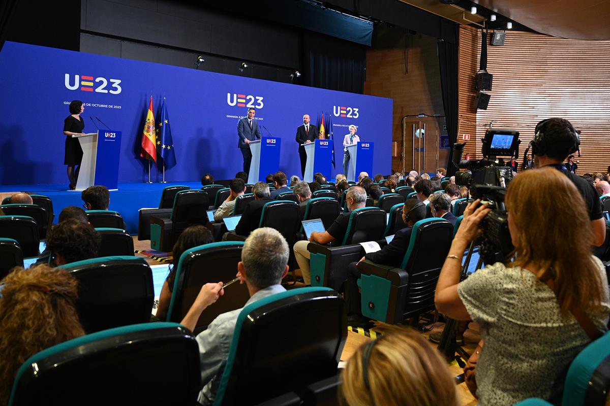 6/10/2023. Pedro Sánchez participa en la Reunión Informal del Consejo Europeo. El presidente del Gobierno en funciones, Pedro Sánchez, compa...