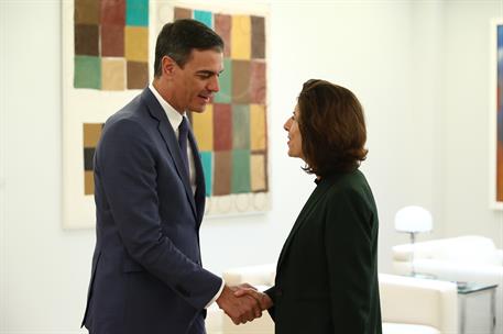 7/06/2023. Pedro Sánchez mantiene un encuentro con la secretaria de Comercio de EE.UU., Gina Raimondo. El presidente del Gobierno, Pedro Sán...