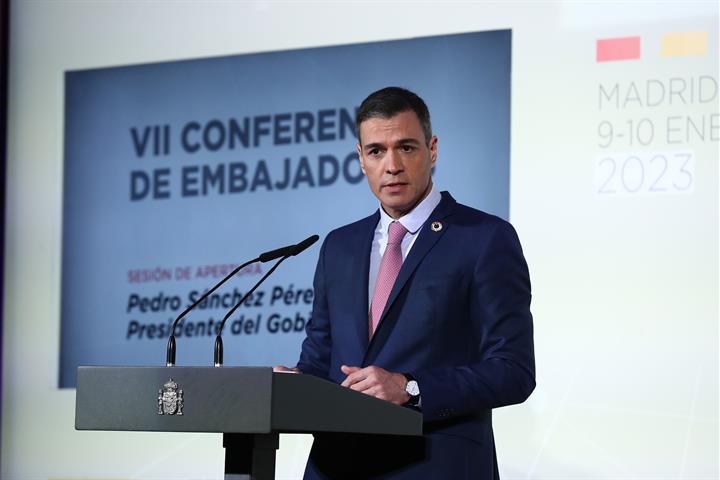 El presidente del Gobierno, Pedro Sánchez, durante su intervención en el acto inaugural de la VII Conferencia de Embajadores.