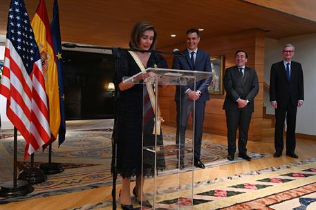 11/05/2023. Pedro Sánchez asiste a la entrega de la Gran Cruz de la Orden de Isabel la Católica a Nancy Pelosi. La expresidenta de la Cámara...