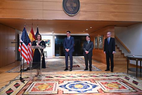 11/05/2023. Pedro Sánchez asiste a la entrega de la Gran Cruz de la Orden de Isabel la Católica a Nancy Pelosi. El presidente del Gobierno, ...