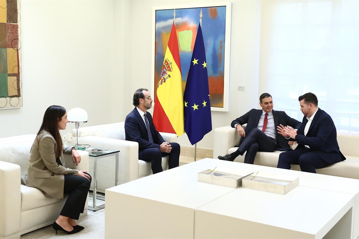 11/10/2023. Pedro Sánchez mantiene un encuentro con representantes de PLD Space. El presidente del Gobierno en funciones, Pedro Sánchez, dur...