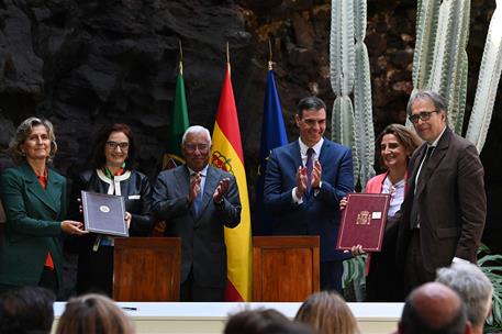 15/03/2023. Pedro Sánchez preside junto a António Costa, la 34ª Cumbre Hispano-Portuguesa. Firma de acuerdos adoptados en el marco de la 34ª...