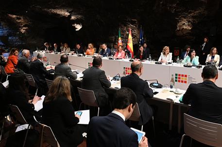 15/03/2023. Pedro S&#225;nchez preside junto a Ant&#243;nio Costa, la 34&#170; Cumbre Hispano-Portuguesa. Reuni&#243;n plenaria de las delegaciones espa&#241;ola y p...