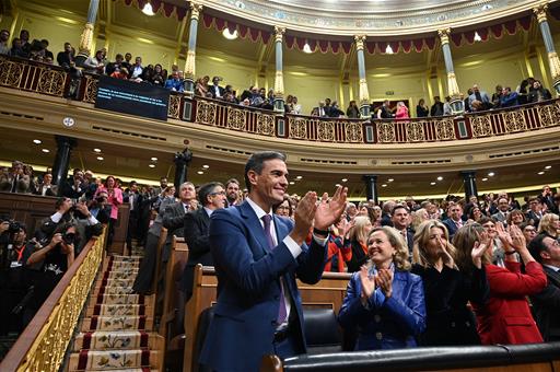 16/11/2023. Pedro Sánchez is sworn in as President of the Government of Spain with an absolute majority. Pedro Sánchez receives applause fro...