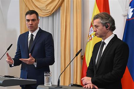 17/02/2023. Viaje del presidente del Gobierno a Eslovenia. El presidente del Gobierno, Pedro S&#225;nchez, junto al primer ministro de la Rep&#250;bli...