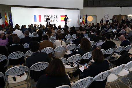 19/01/2023. XXVII Cumbre España-Francia. El presidente del Gobierno, Pedro Sánchez, y el presidente de la República Francesa, Emmanuel Macro...