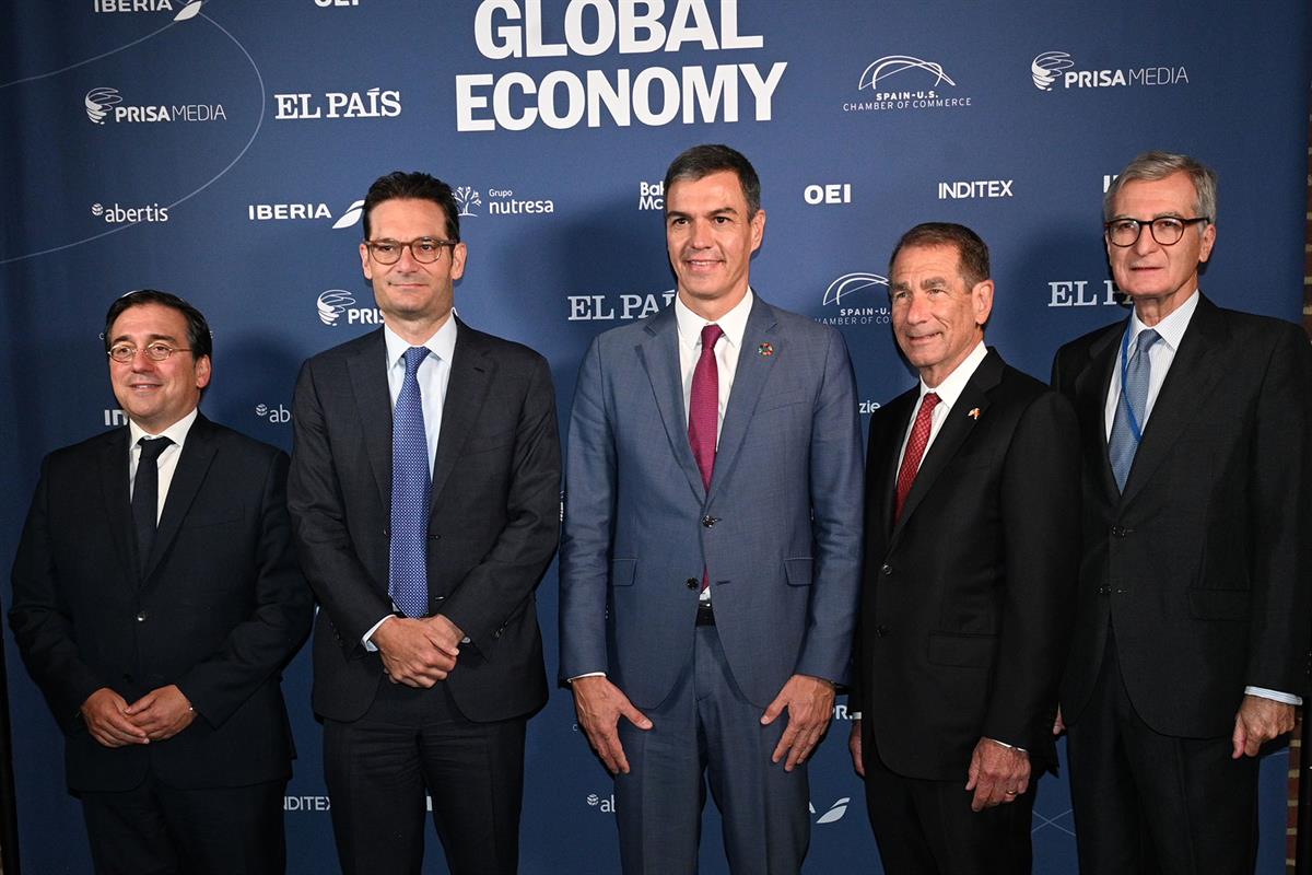 20/09/2023. Sánchez participa en un Foro Económico Empresarial en Nueva York. El ministro de Asuntos Exteriores, Unión Europea y Cooperación...