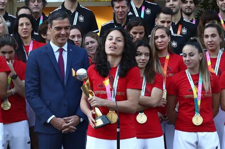 22/08/2023. Pedro S&#225;nchez recibe a la selecci&#243;n femenina de f&#250;tbol en La Moncloa. La capitana de la selecci&#243;n, Ivana Andr&#233;s, durante su inte...