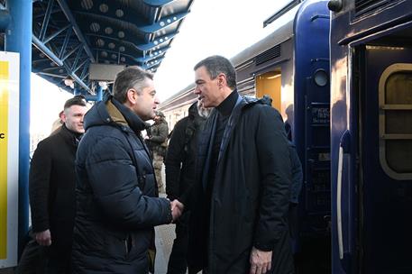 23/02/2023. Viaje del presidente del Gobierno a Ucrania. El presidente del Gobierno, Pedro Sánchez, a su llegada a Kyiv (Ucrania), donde ha ...