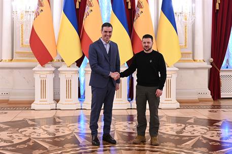 23/02/2023. Viaje del presidente del Gobierno a Ucrania. El presidente del Gobierno, Pedro Sánchez, y el presidente de Ucrania, Volodímir Ze...