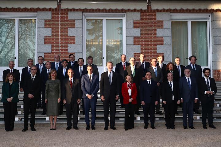 25/01/2023. Sánchez attends the 33nd ordinary meeting of the Board of Trustees of the Carolina Foundation. Family photo of the 33nd ordinary...