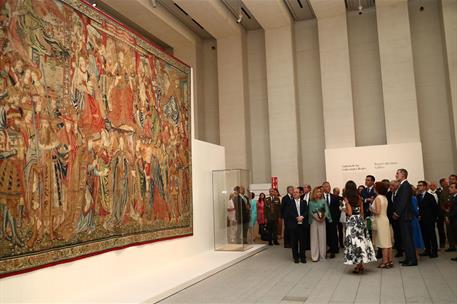 25/07/2023. Pedro Sánchez interviene en la inauguración de la Galería de las Colecciones Reales. El presidente del Gobierno frente a uno de ...