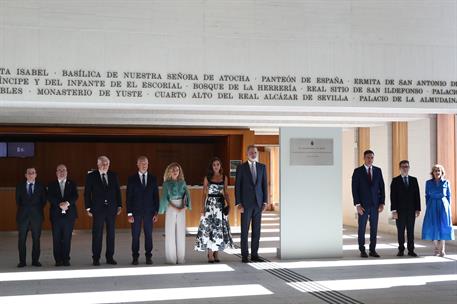 25/07/2023. Pedro Sánchez interviene en la inauguración de la Galería de las Colecciones Reales. Foto de familia de la inauguración de la Ga...