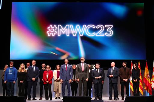 27/02/2023. Pedro Sánchez attends the 'GSMA Mobile World Congress 2023 in Barcelona'. Family photo of the President of the Government of Spa...