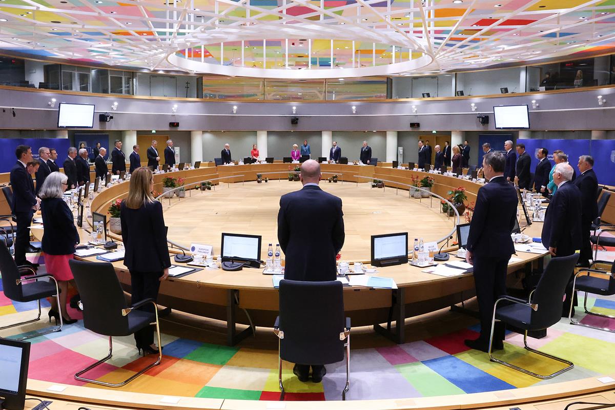 Los jefes de Estado y Gobierno guardan un minuto de silencio por el expresidente de la Comisión Europea Jacques Delors