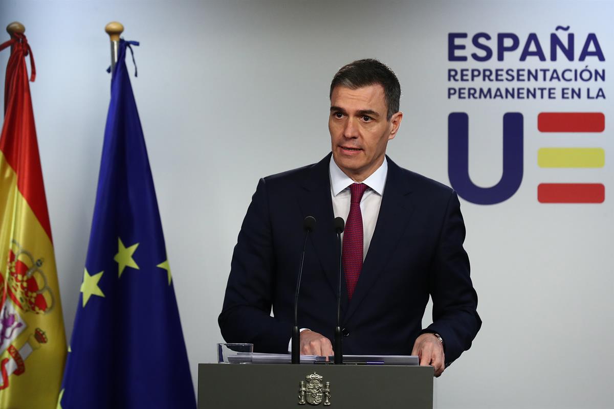 1/02/2024. Pedro Sánchez participa en la reunión extraordinaria del Consejo Europeo. El presidente del Gobierno, Pedro Sánchez, comparece an...