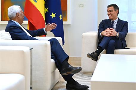 4/07/2024. Pedro Sánchez recibe al presidente electo del Consejo Europeo, António Costa.. El presidente del Gobierno, Pedro Sánchez, y el pr...