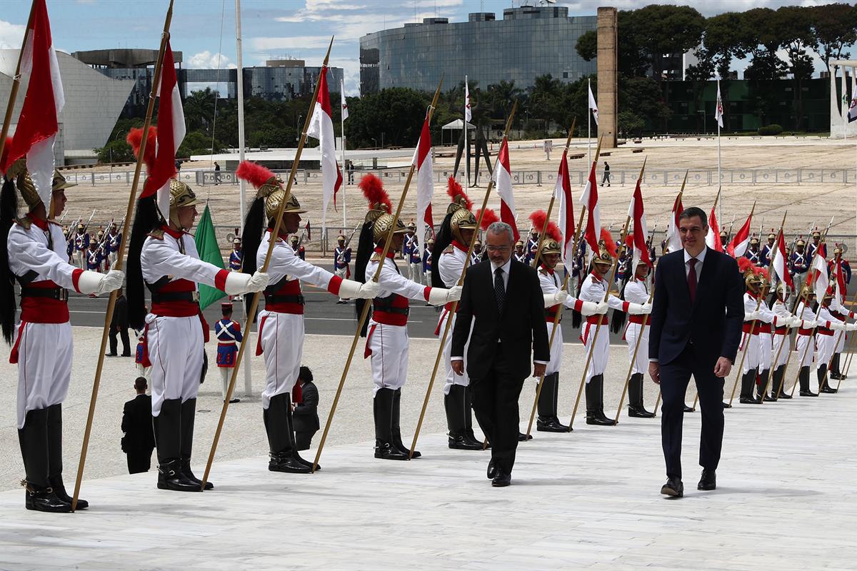 6/03/2024. Viaje del presidente del Gobierno a Brasil. El presidente del Gobierno, Pedro Sánchez, a su llegada al Palacio de Planalto para r...